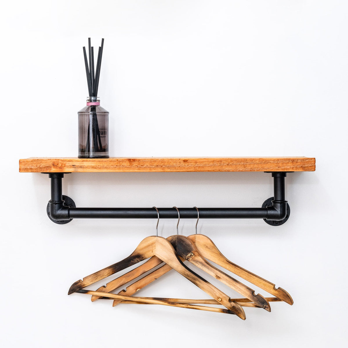 Towel Rail With Shelf