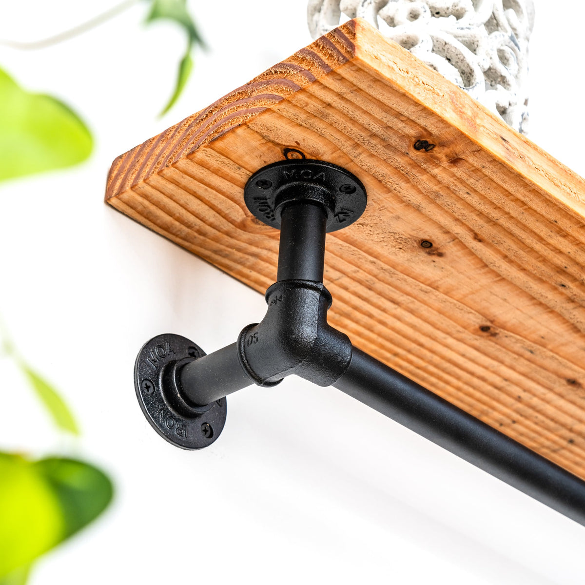 Towel Rail With Shelf