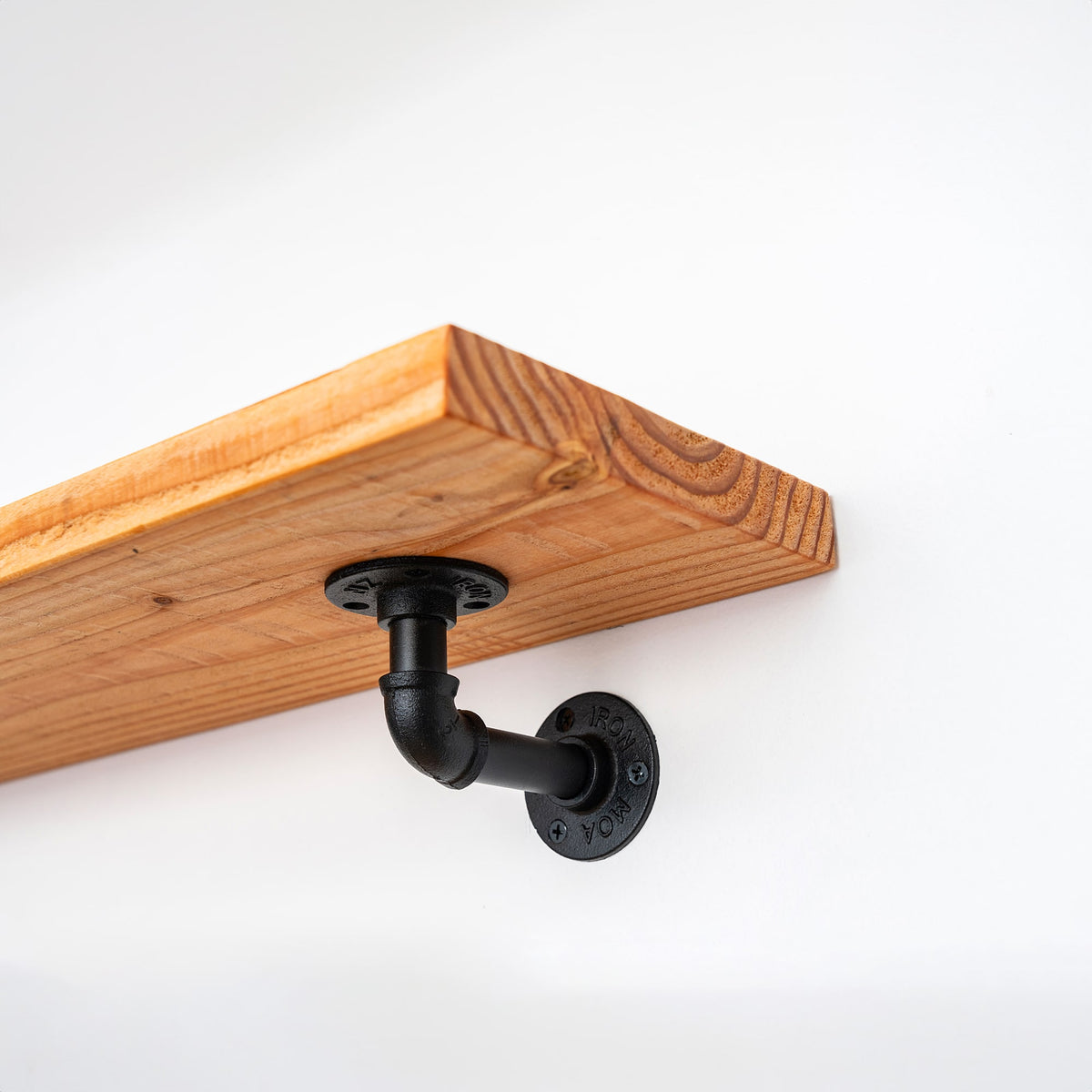 Pipe Shelf Bracket Black